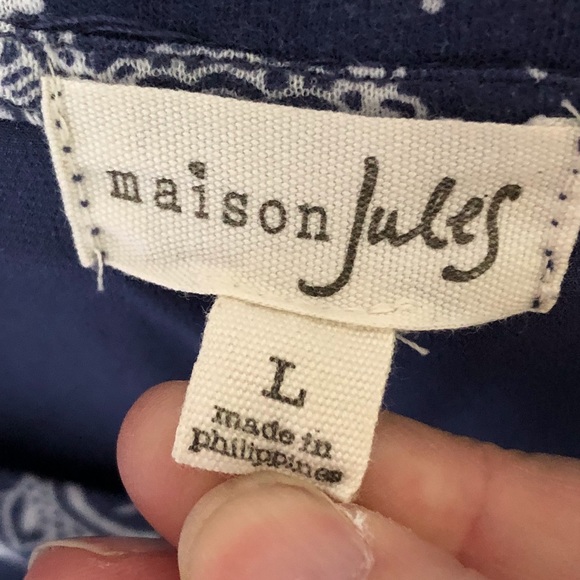 Mason Jules Hearts Top with Sheer Back Large - Picture 5 of 6